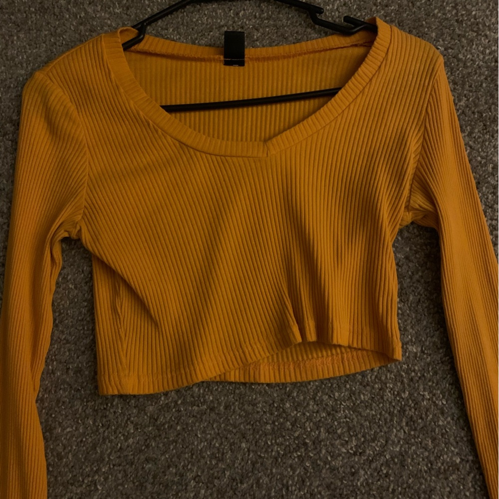 crop top
